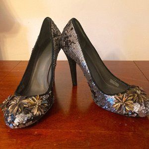 Fabulous Tory Burch Sky High Sequin Pumps Floral Detail Size 9M Pristine